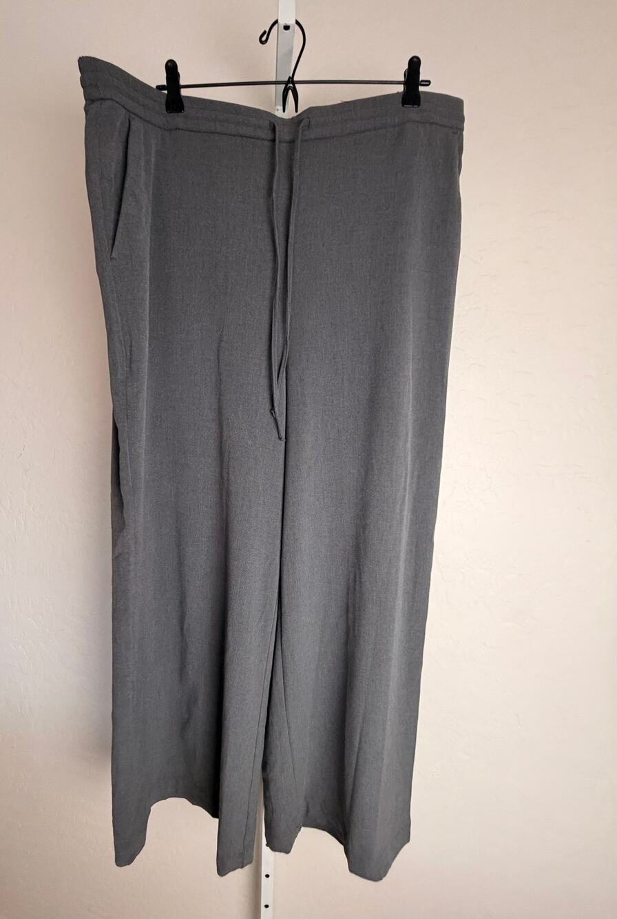 A New Day Women’s Wide Leg Pull-On Pants Gray XXL NWT Stretch Dress Casual
